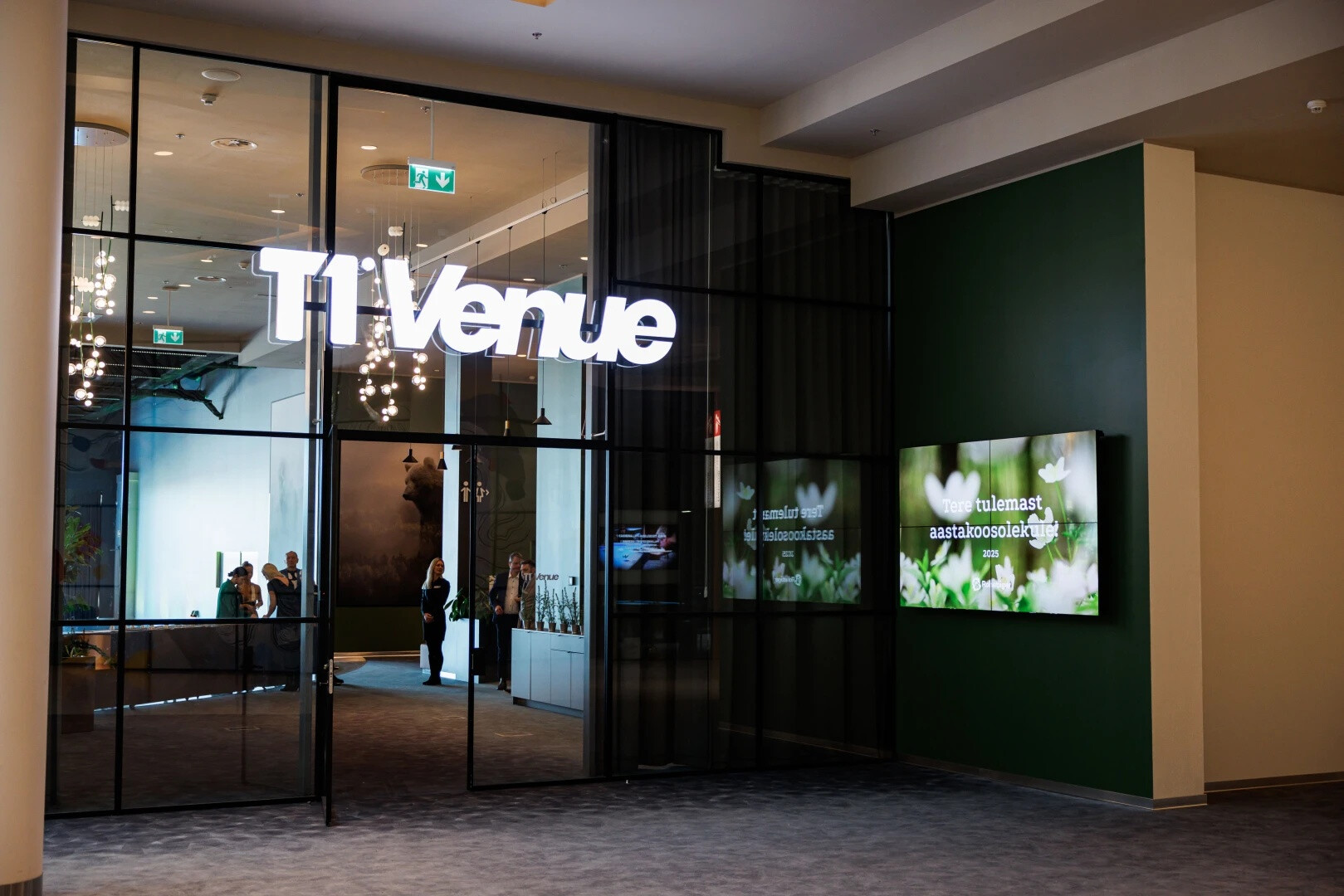Come organize your memorable event at our venue!